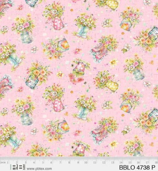 Boots & Blooms Med Toss Floral