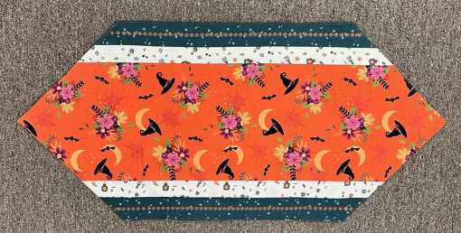 Pointed Table Runner Kit - Fall Pumpkins