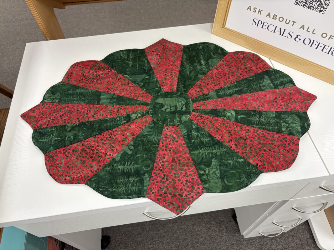 Oval Table Runner Class - Tues. - 12/9/25 - 10 AM